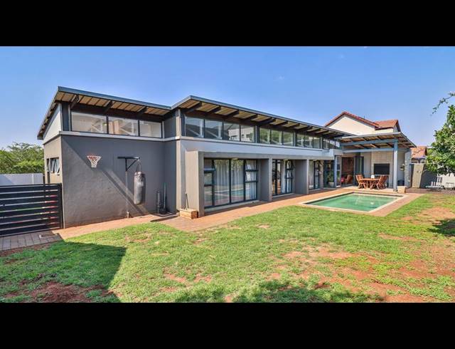 3 BEDROOM PROPERTY TO RENT IN MIDSTREAM RIDGE